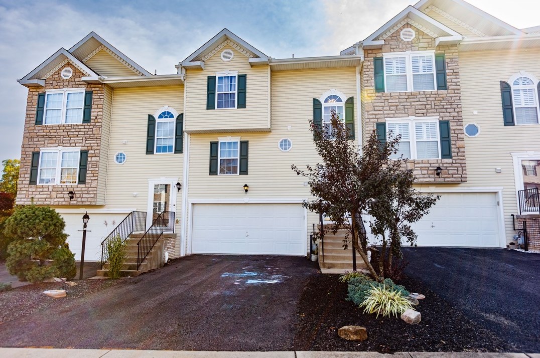 7 Cinque Terra Pl, Finleyville, PA 15332