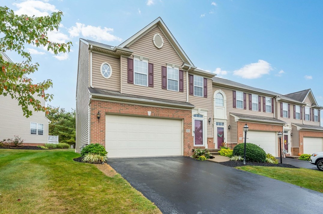 204 Maple Ridge Dr, Canonsburg, PA 15317