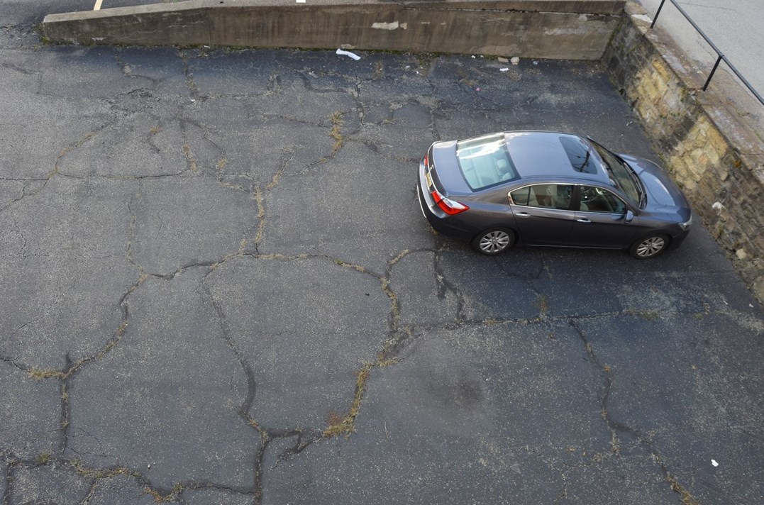 135 College St, Washington PA  15301-6713 exterior