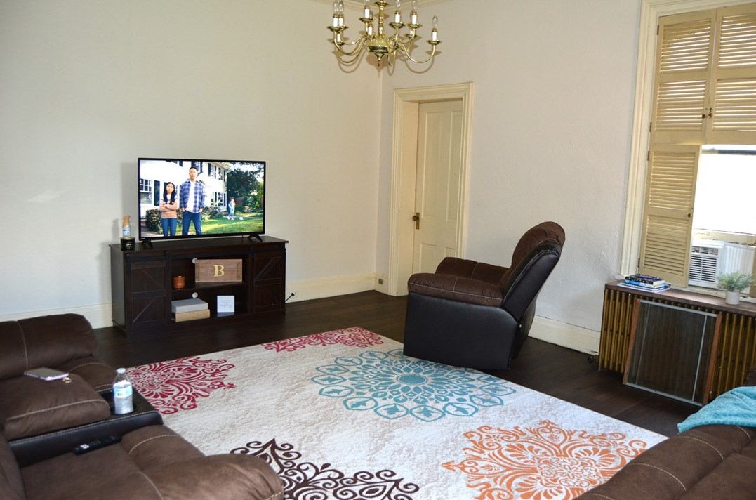 135 College St, Washington PA  15301-6713 exterior