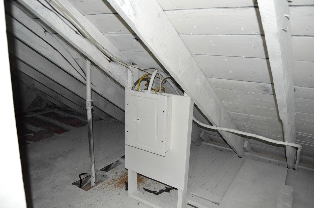 135 College St, Washington PA  15301-6713 exterior