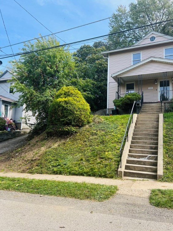 3309 Edward St, Whitaker, PA 15120