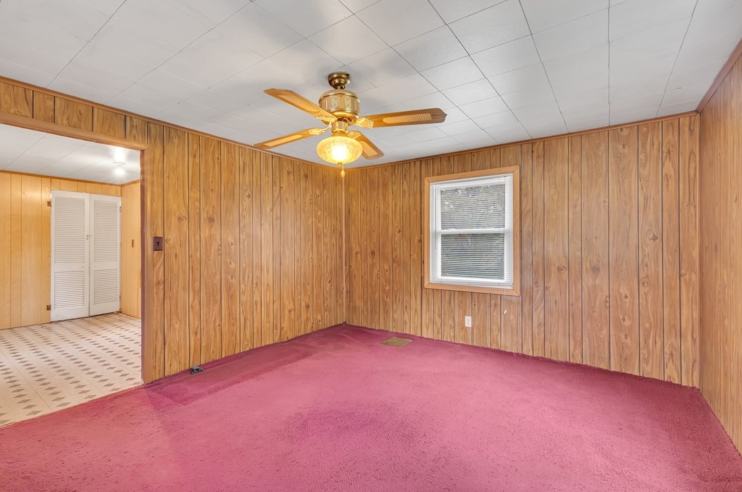 297 Willowbrook Dr, Industry PA  15052-1949 exterior