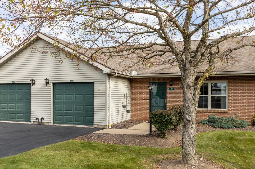 105 Newhaven Ln, Butler PA 16001-7911 exterior