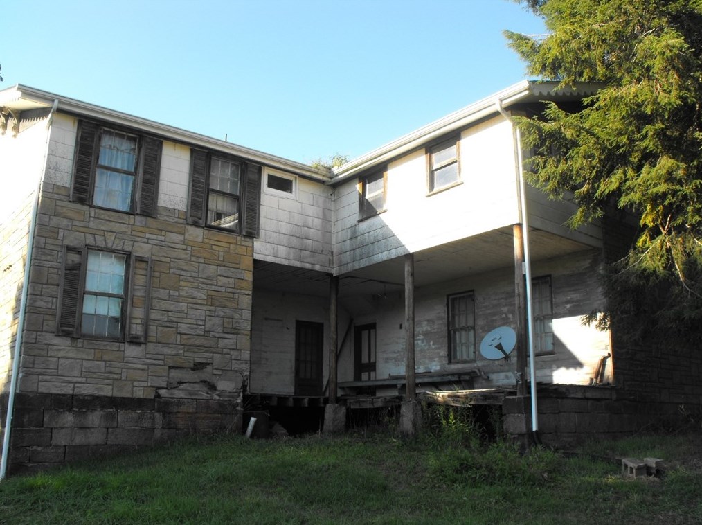 209 Lauffer Mine Rd, Export PA  15632-2020 exterior