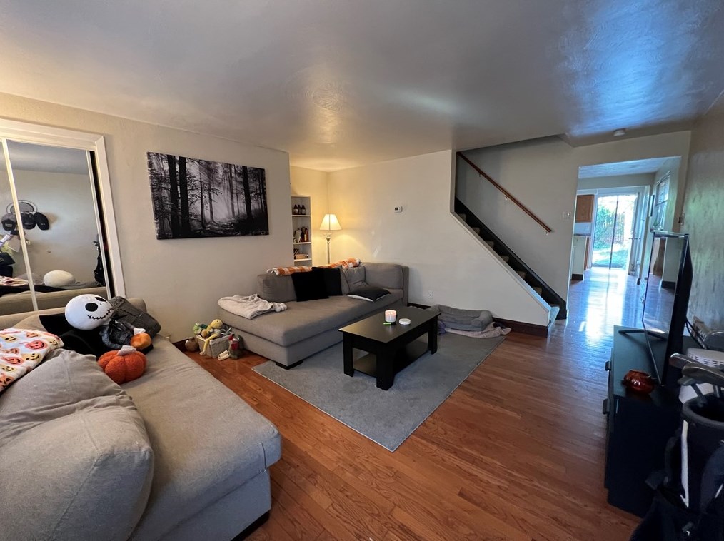 306 Albert St, Pittsburgh, PA 15211