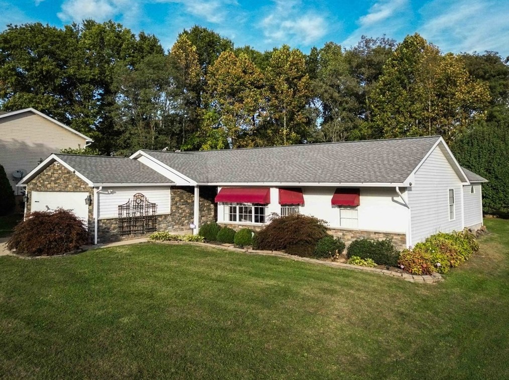 238 Michael Dr, Oliphant Furnace, PA 15401-3904