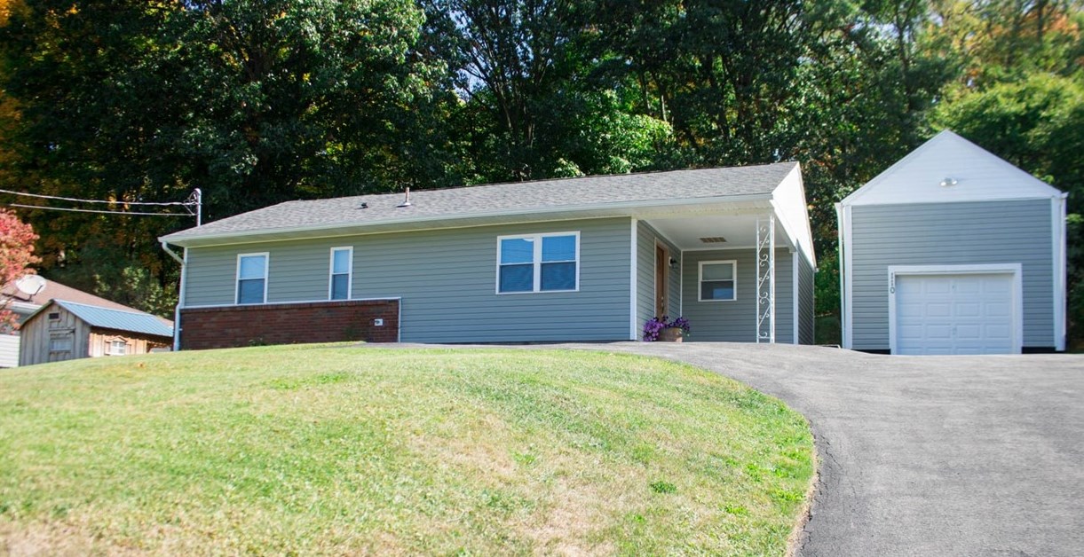 110 Franklin Farms Rd, Washington, PA 15301-5816