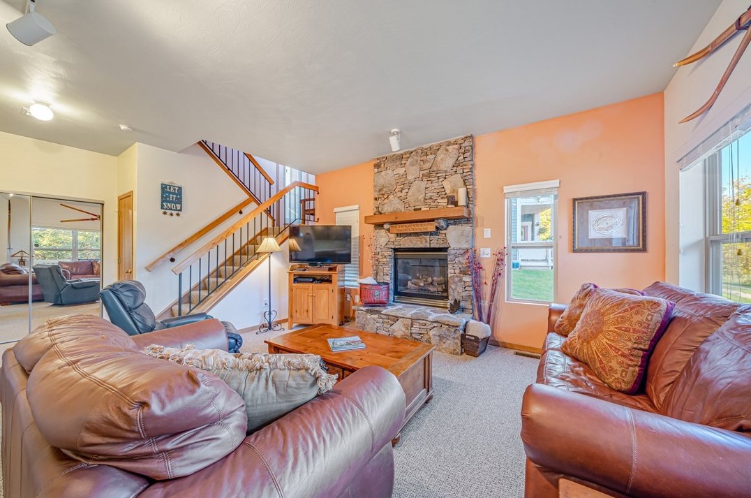 9113 Aspen Dr Seven, Champion, PA 15622