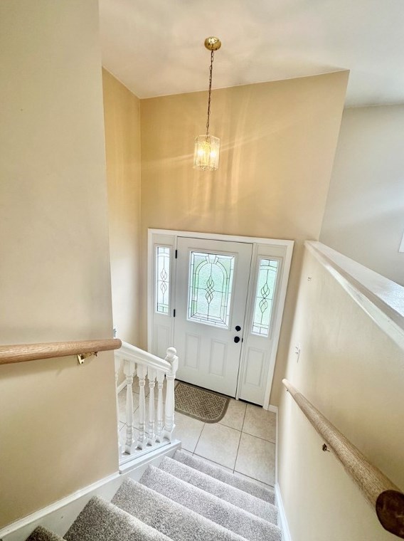 33 Deerfield Dr, Greensburg, PA 15601
