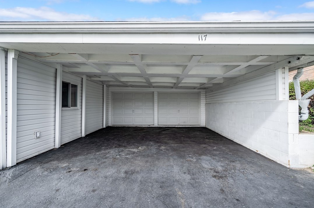117 Delaware Dr, Butler PA  16001-7413 exterior
