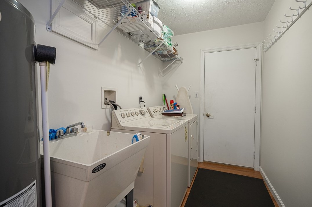 141 Carriage Dr, Freedom PA 15042-2856 exterior