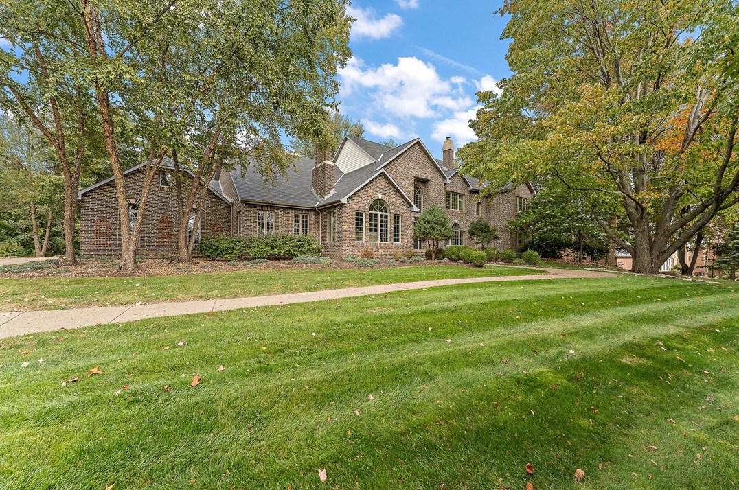 6 Demar Dr, Sewickley, PA 15143
