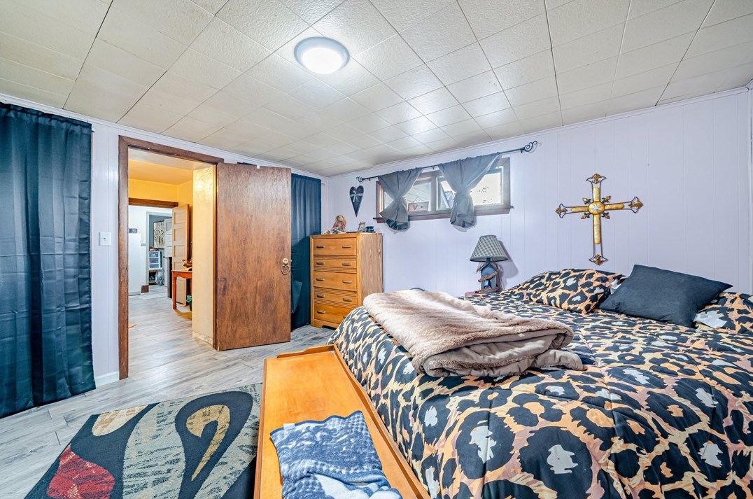 208 5 St, Youngwood PA  15697-1318 exterior