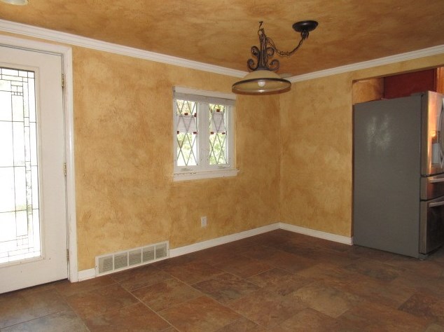 1236 Overlook Dr, Washington PA  15301-5836 exterior