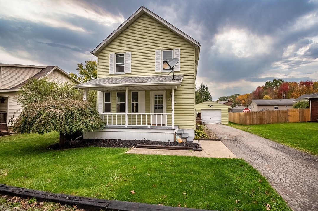 214 Bentley Ave, Greenville, PA 16125