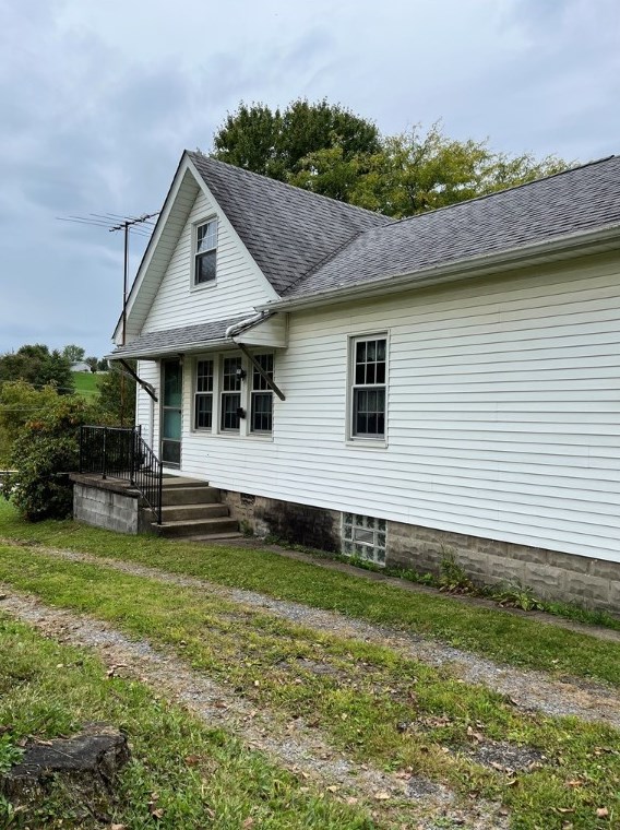 3390 Portersville Rd, Portersville, PA 16051
