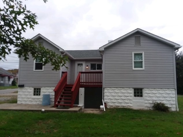 106 S Redwood St, Grays Landing, PA 15461