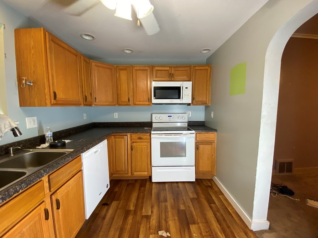 207 S Prospect St, Connellsville, PA 15425