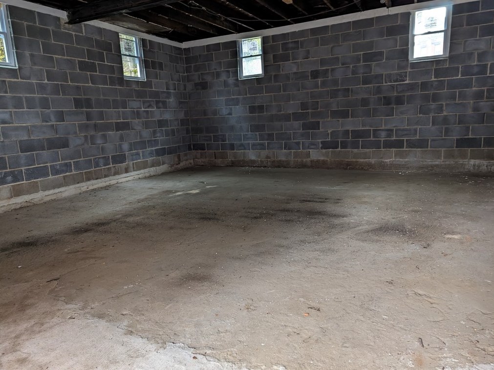 822 Flemington St, Pittsburgh PA 15217-2633 exterior