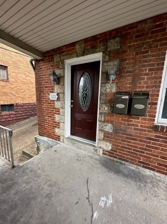 822 Flemington St, Pittsburgh PA 15217-2633 exterior