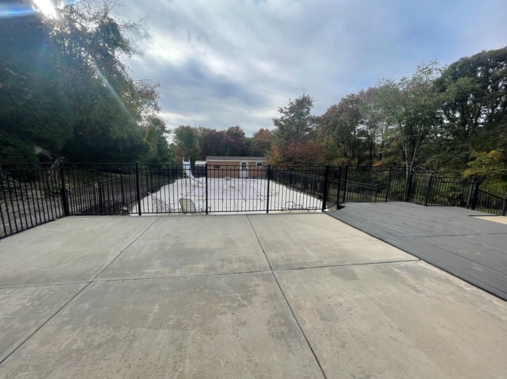 628 Saxonburg Rd, Butler, PA 16002-0954