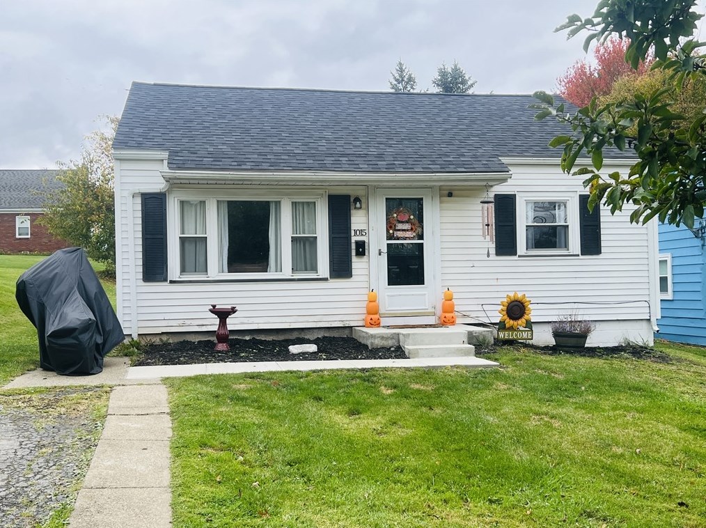 1015 Ryan Ave, New Castle, PA 16101