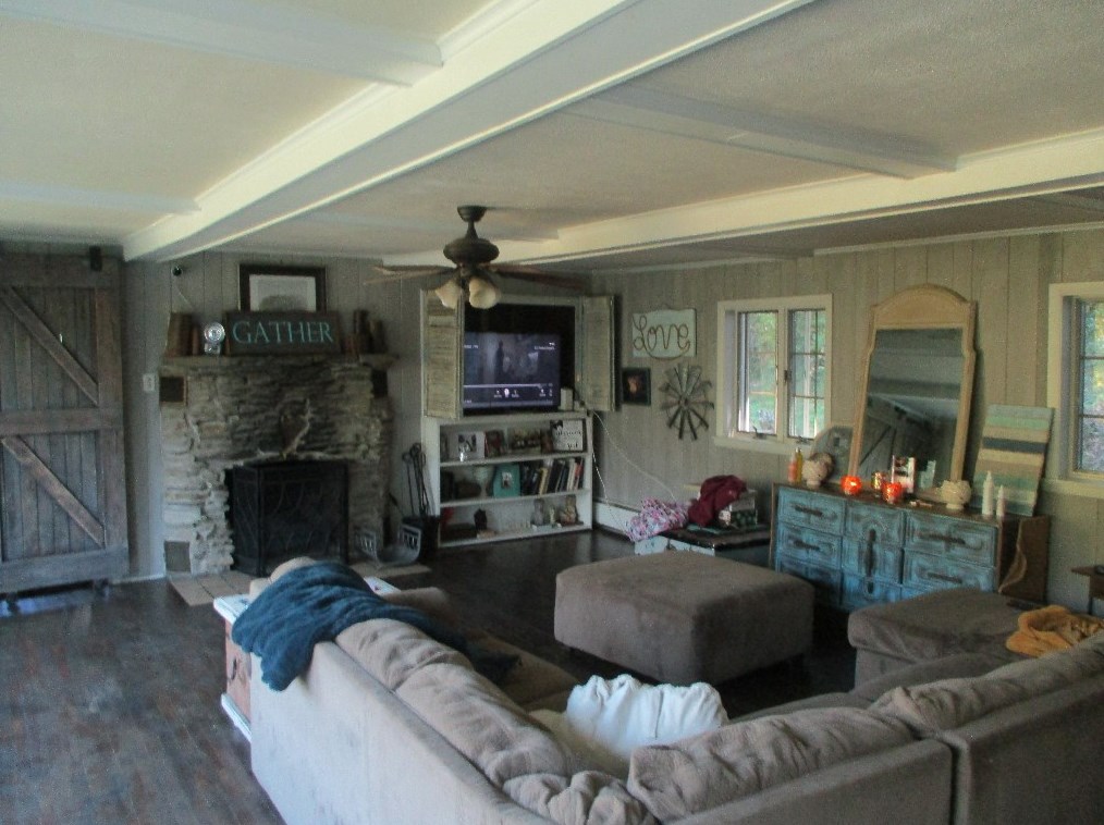 375 Slate Run Rd, Greensburg, PA 15601