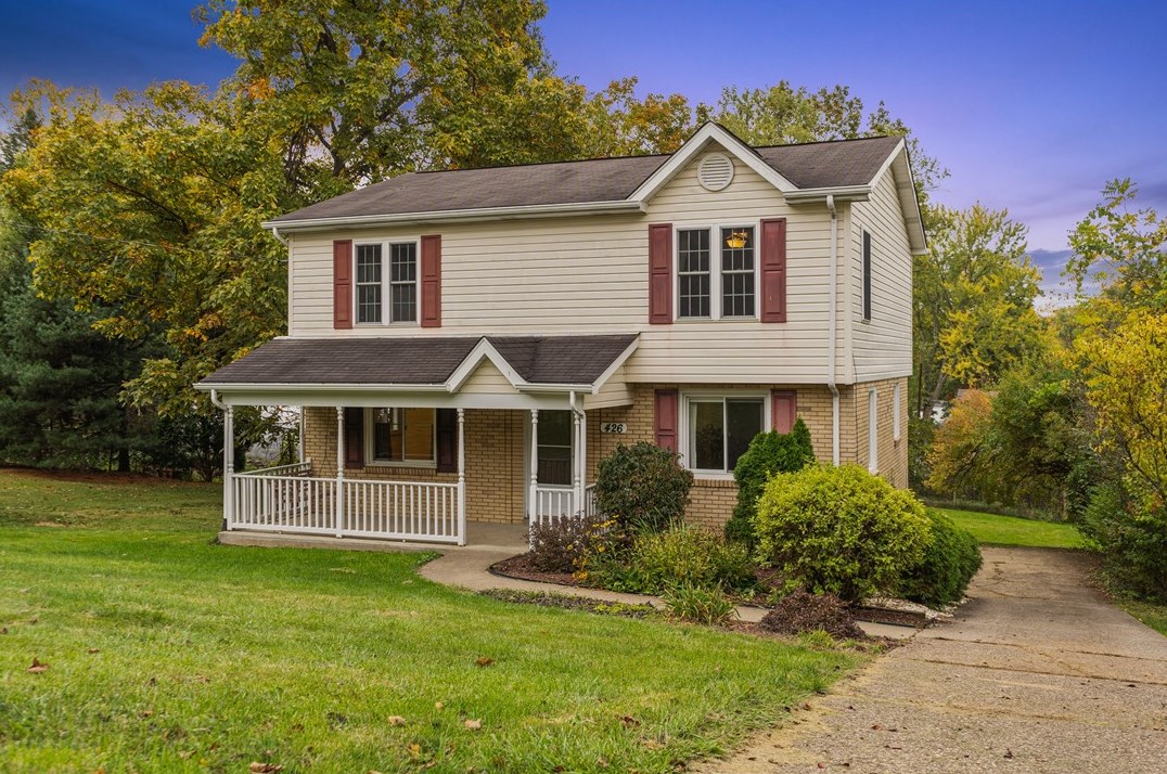 426 Linwood Dr, Bethel Park, PA 15102-1538