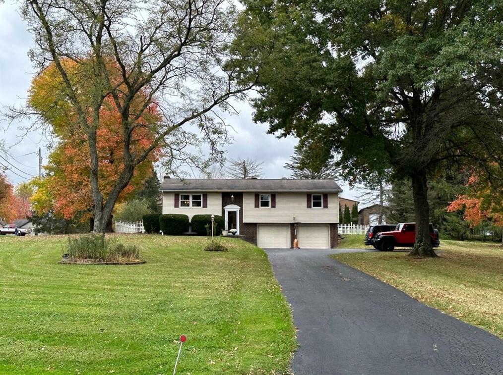 431 Pueblo Trail, Mercer, PA 16137