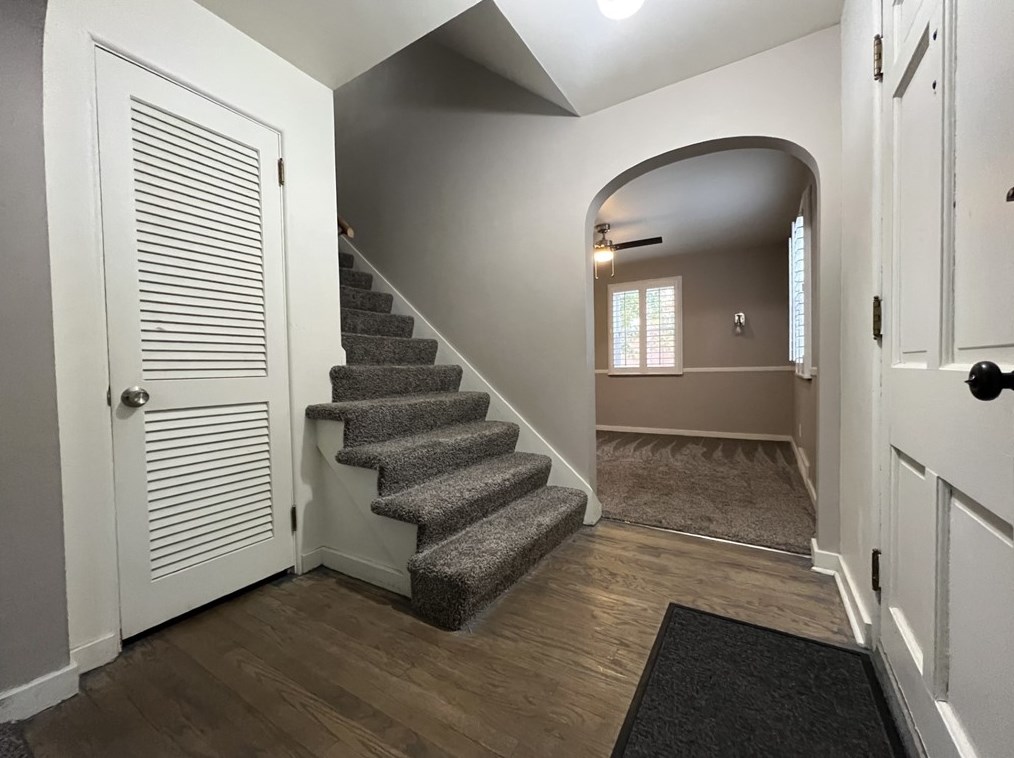 409 Derrick Ave, Oliphant Furnace, PA 15401-5461