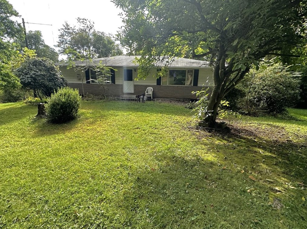 117 Zitney Rd, Vanderbilt, PA 15486