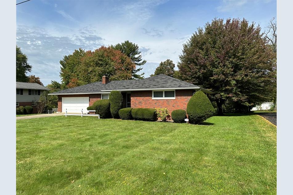 36 Lattavo Dr, Neshannock Township, PA 16105 MLS 1628354 Coldwell