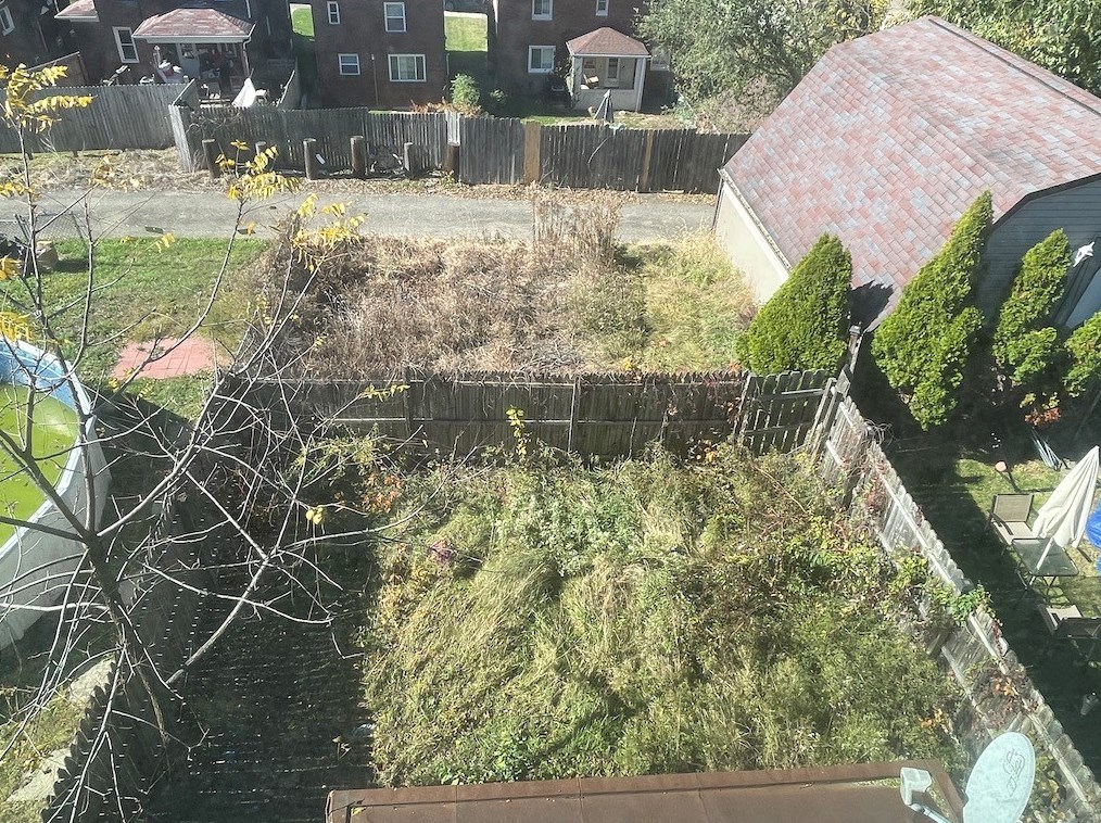 1110 Craig St, Mckeesport PA  15132-1901 exterior