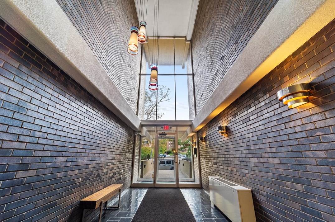 5619 Kentucky Ave #105, Pittsburgh, PA 15232