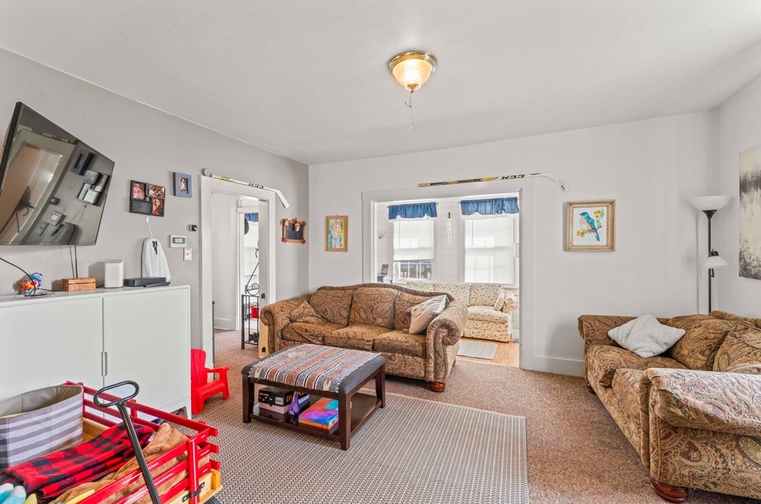 740 Highland Ave, North Charleroi, PA 15022