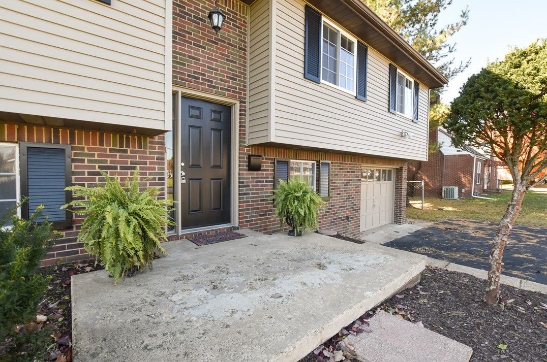 205 Montana Ave, New Kensington, PA 15068