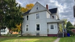 306 E Wallace Ave, New Castle, PA 16101