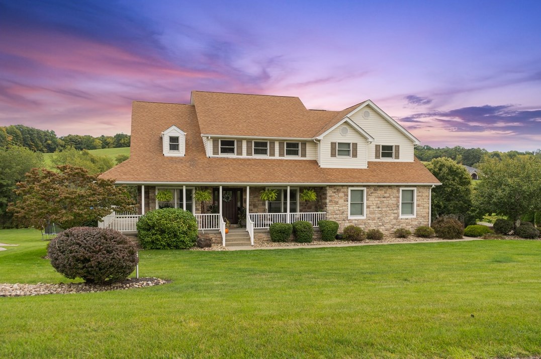 2236 Garards Fort Rd, Waynesburg, PA 15370-2486