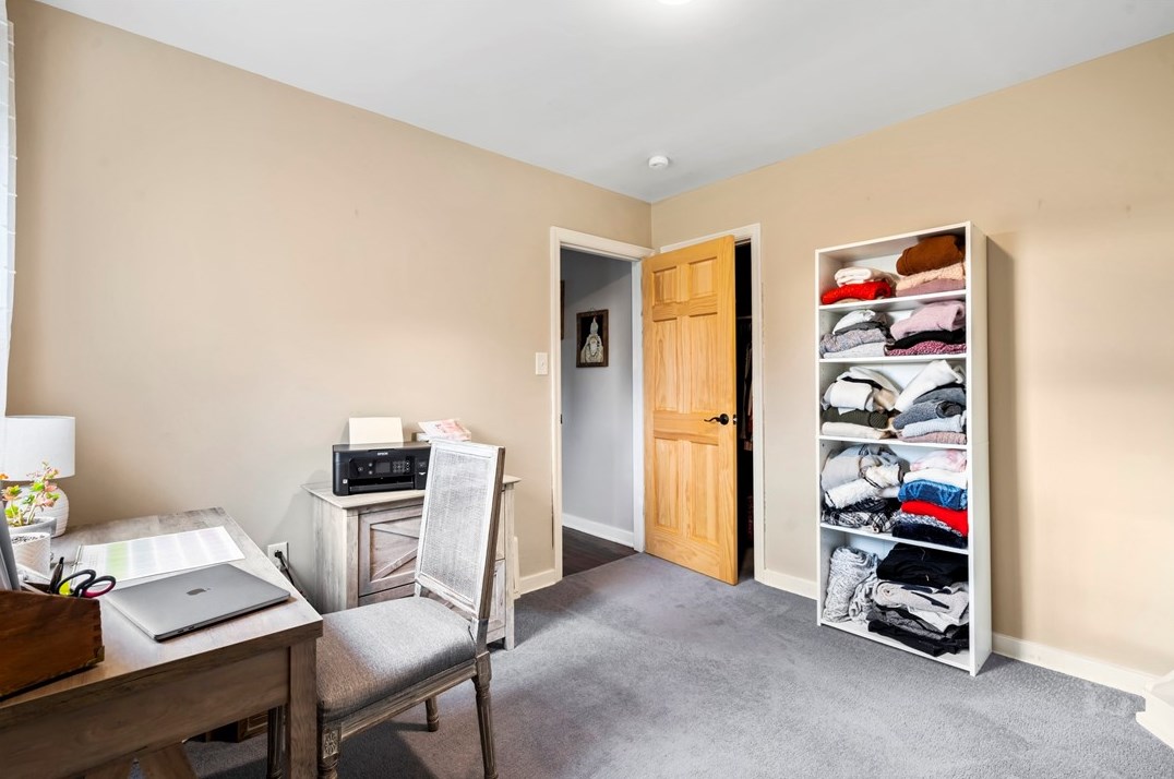633 Harvey Ave, Greensburg PA  15601-1775 exterior