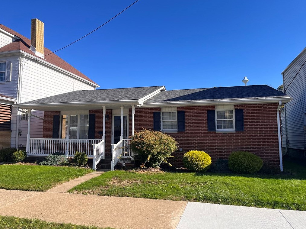 620 4th Ave, Ford City, PA 16226