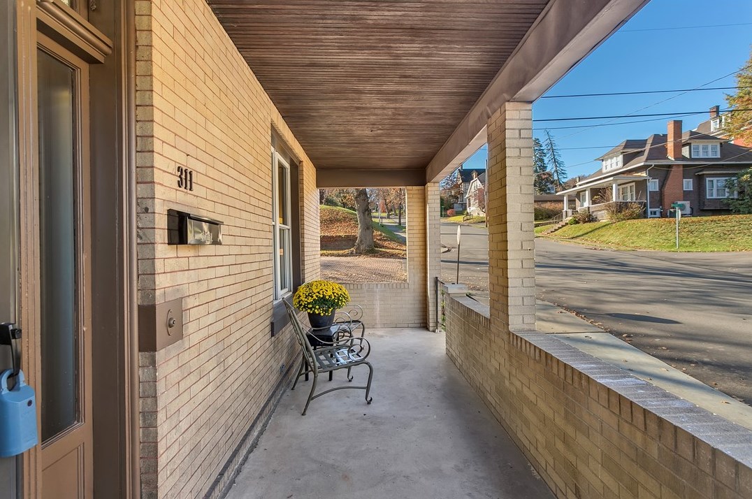 311 Meade St, Monongahela, PA 15063