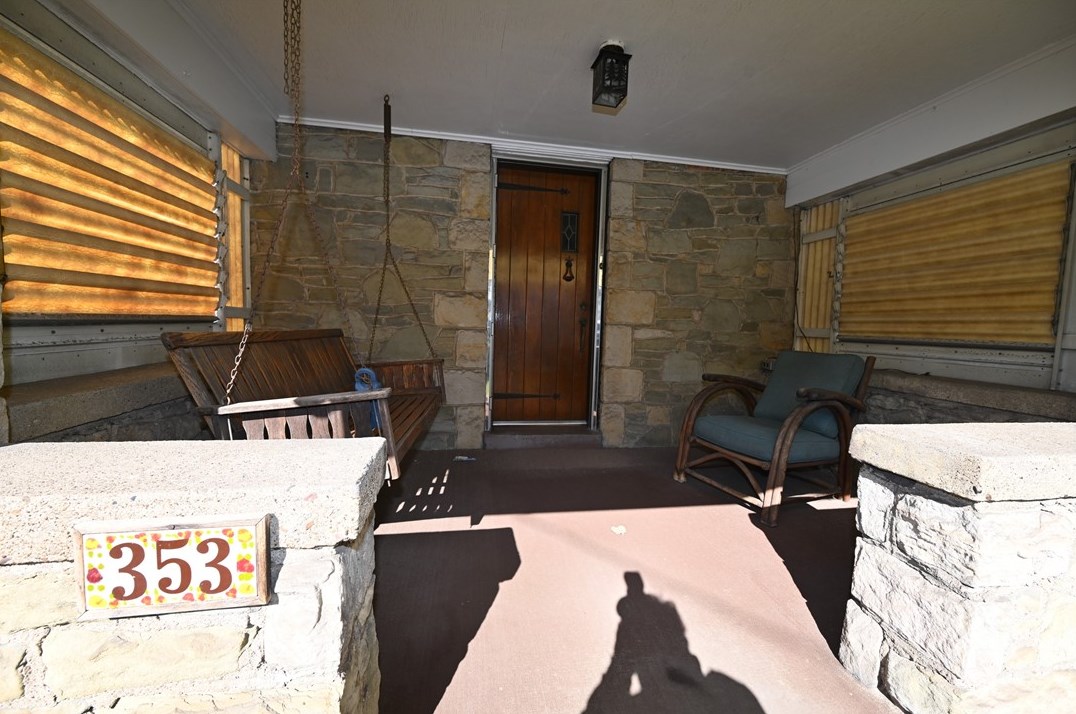 353 Raymond St, Pittsburgh, PA 15218