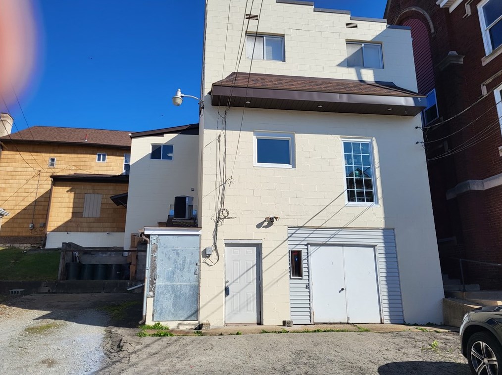 308 S Pennsylvania Ave, Greensburg, PA 15601