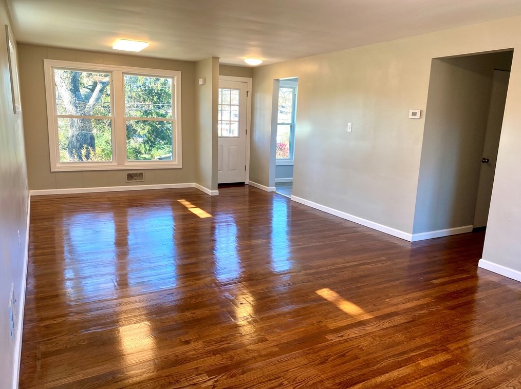 318 Garden City Dr, Monroeville PA  15146-1402 exterior