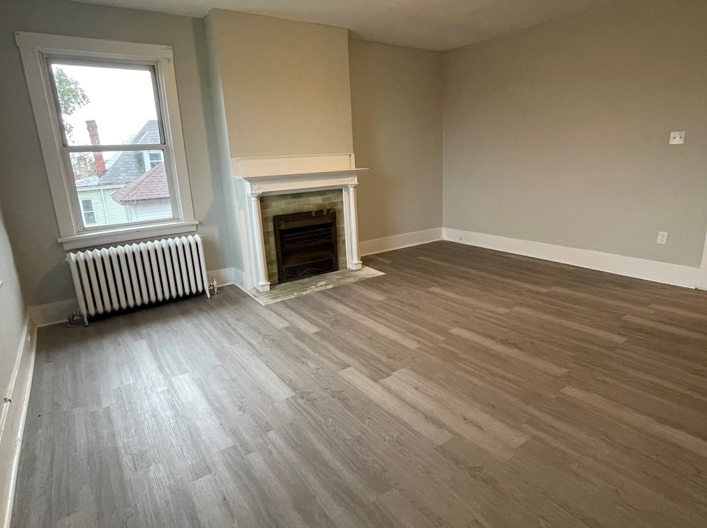 145 Penn Ave #4, Pittsburgh, PA 15210