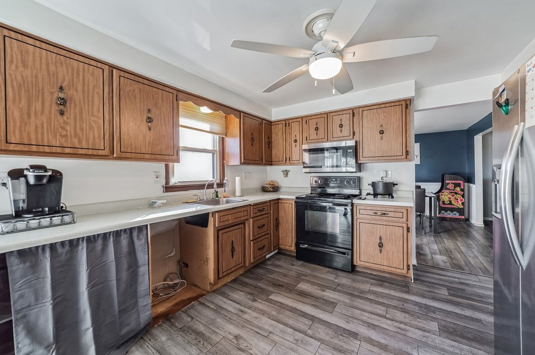 5028 Equity Dr, Washington PA  15301-9223 exterior