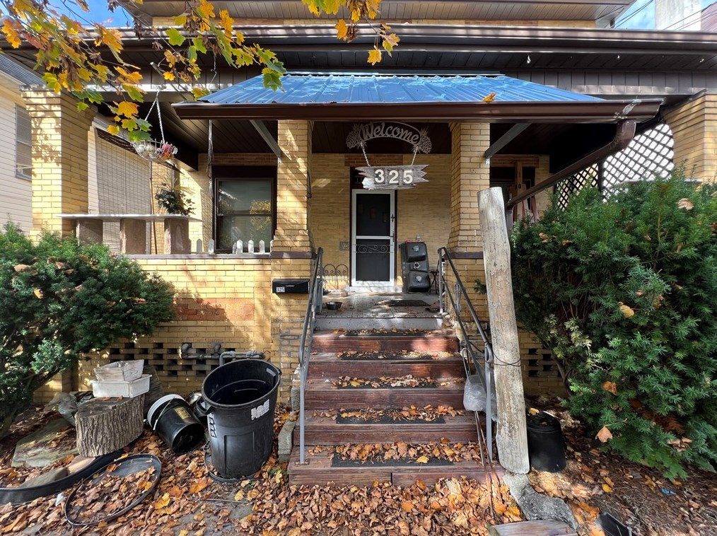 325 Freeport Rd, New Kensington, PA 15068