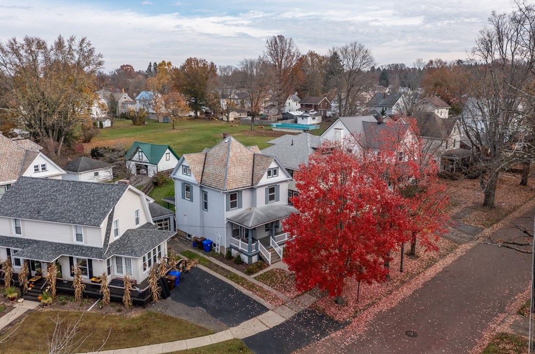 106 Plum St, Greenville, PA 16125