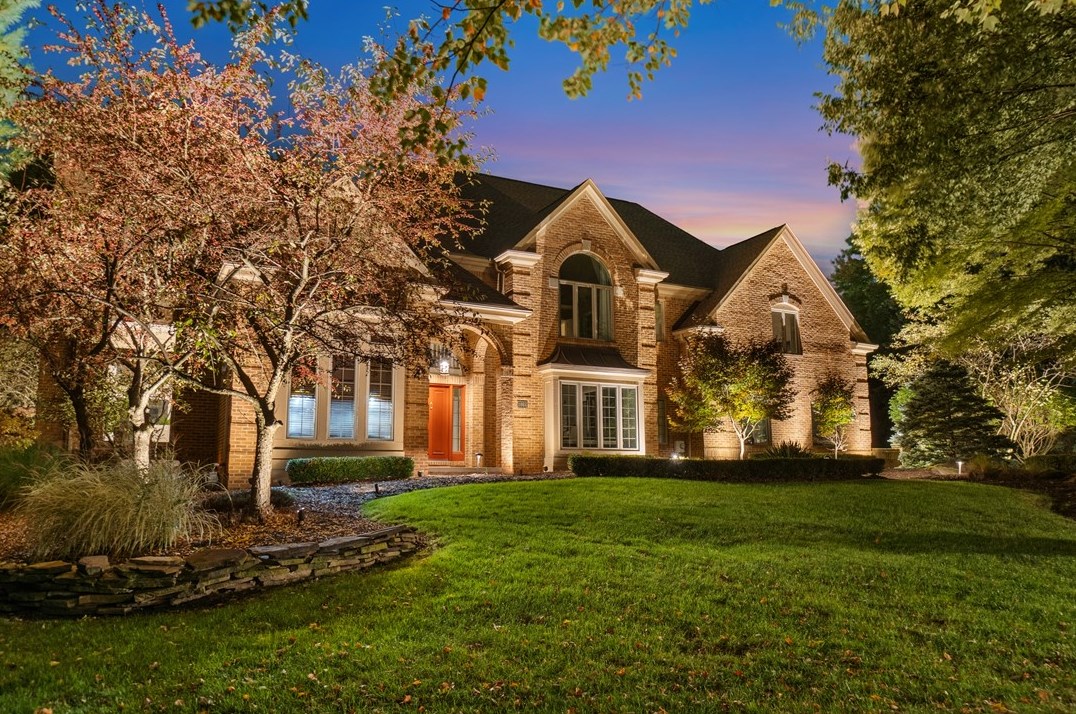 1066 W Grove Ct, Gibsonia, PA 15044